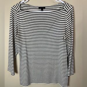 The Limited SMALL Black & White Striped Boatneck Long Sleeve Top - P2P 22”